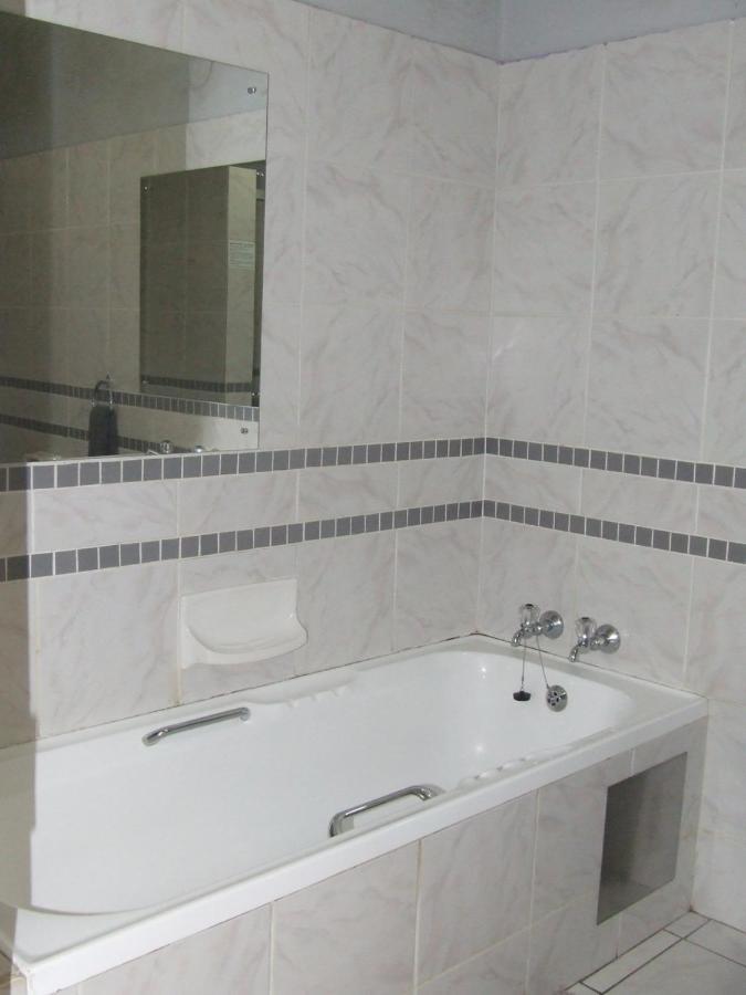 Kruger'S Guest House 白河 外观 照片